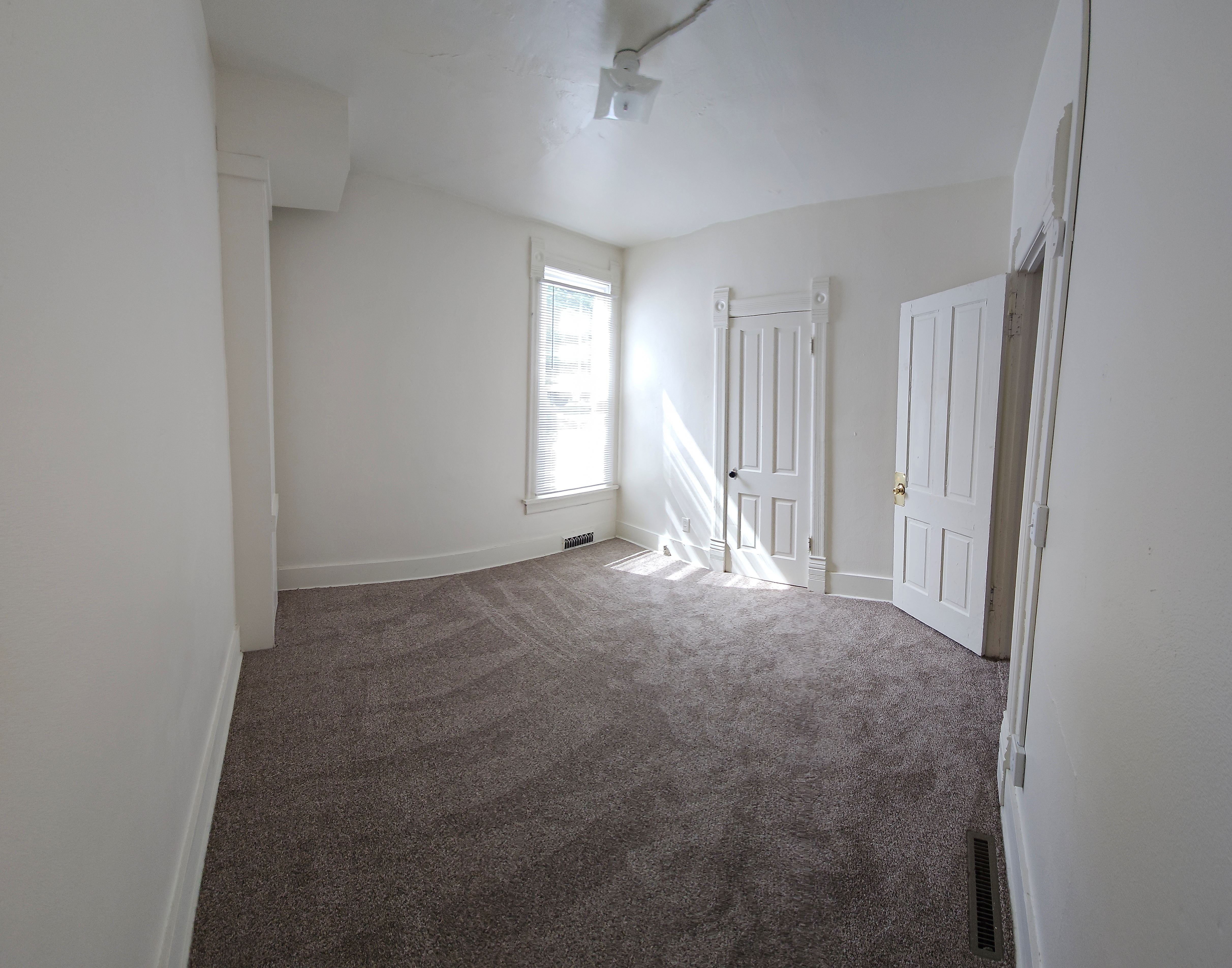 Middle bedroom Middle bedroom